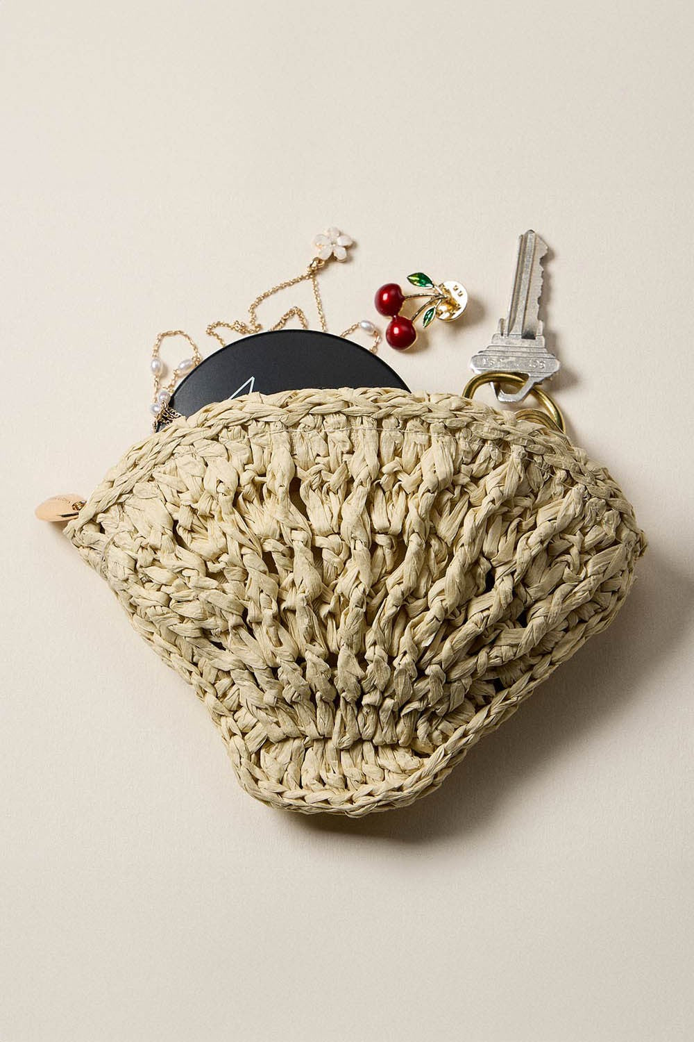 Shell Mini Pouch