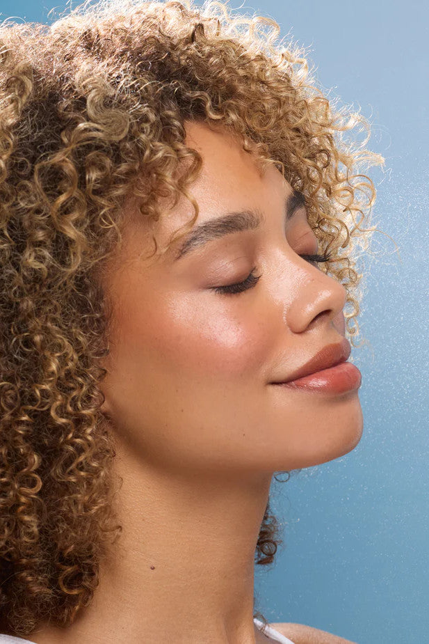 Coola SunBlur Makeup Setting Spray