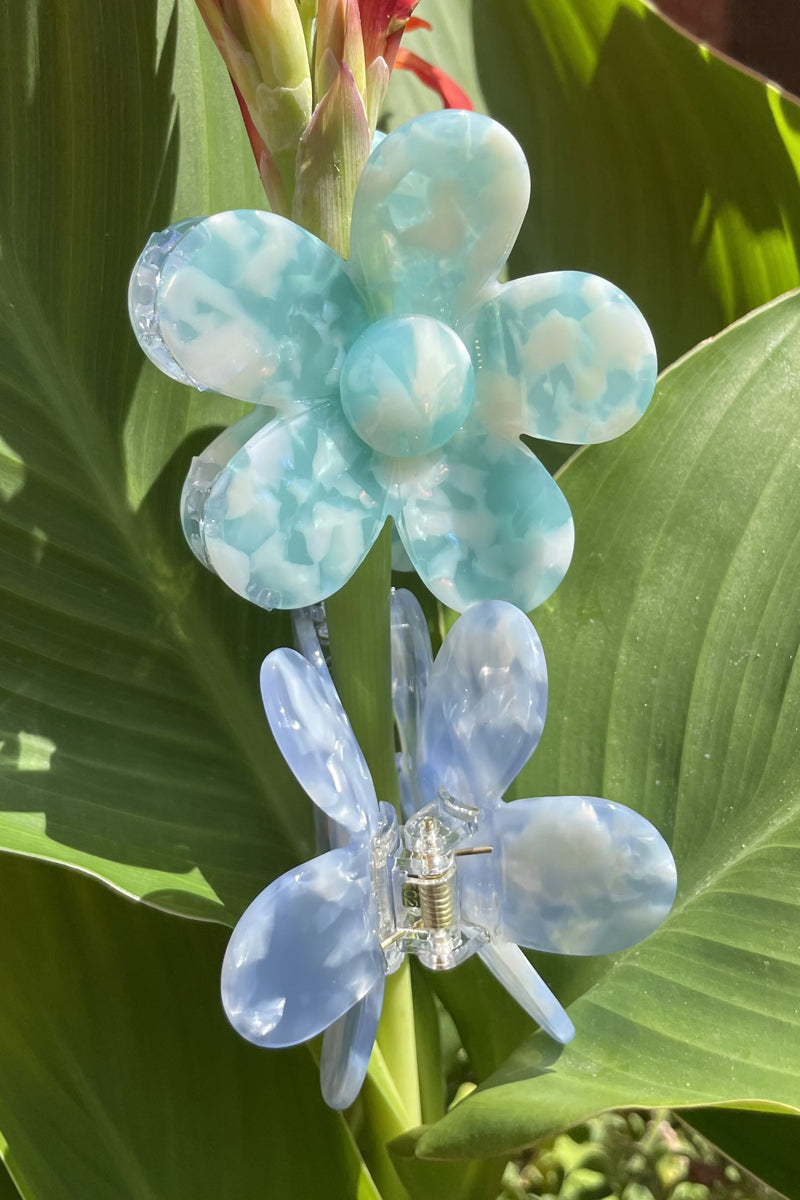 Pop Flower Hair Claw